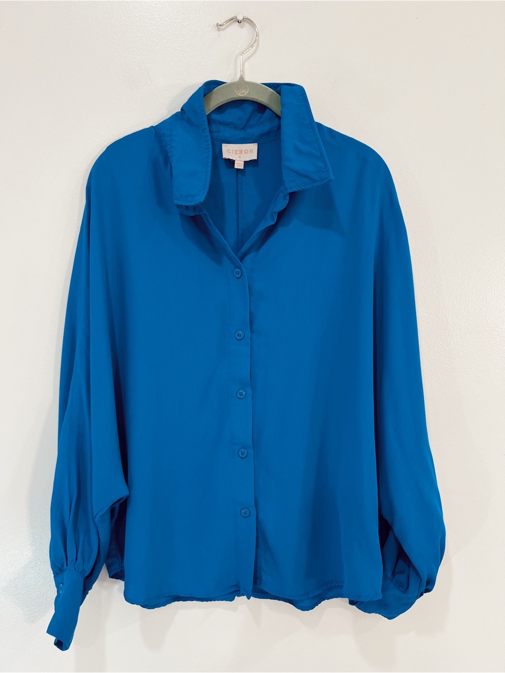 Ciebon Silky Oversized Button Down - Picture 2 of 11